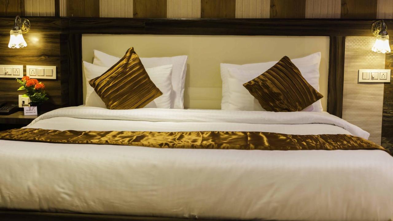 Hotel Kings Regency Drang Екстер'єр фото